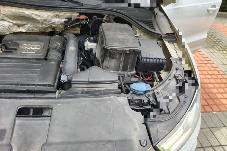 Used Audi Q3 2016 30 TFSI Fashion Model Engine Bay Left