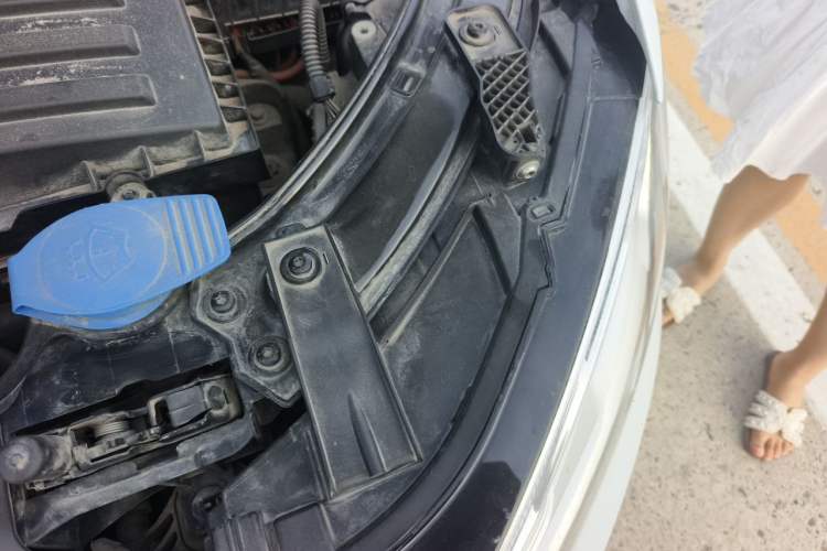 Used Audi Q3 2016 35 TFSI Fashion Model Engine Bay Left