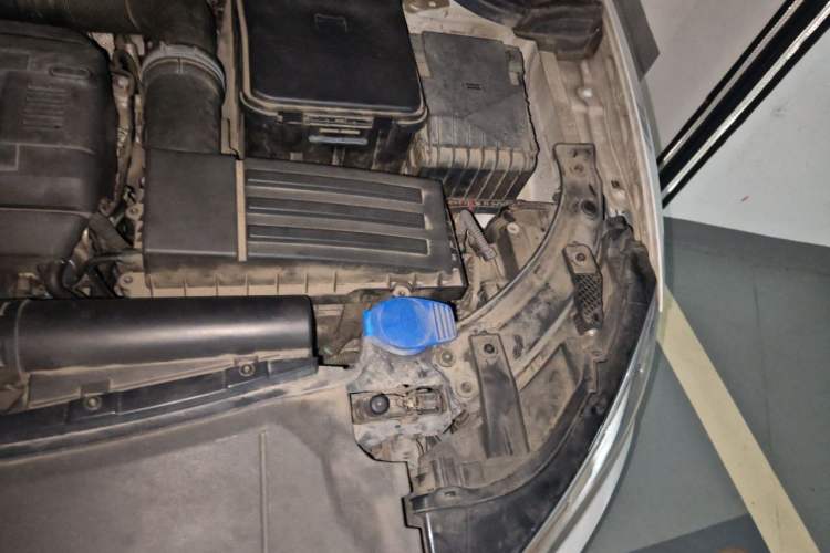 Used Audi Q3 2016 35 TFSI Style Edition Engine Bay Left