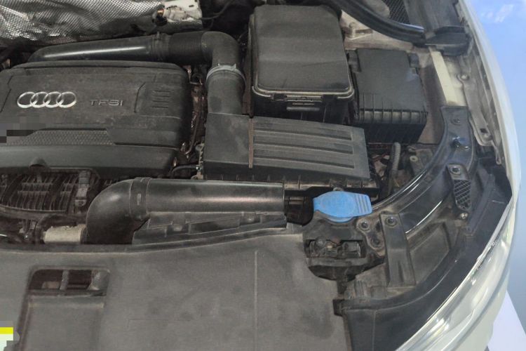 Used Audi Q3 2016 35 TFSI Fashion Model Engine Bay Left
