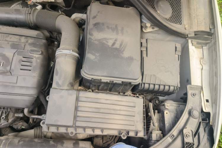 Used Audi Q3 2016 35 TFSI quattro all-wheel drive special edition Engine Bay Left