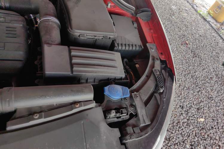 Used Audi Q3 2016 35 TFSI Fashion Model Engine Bay Left