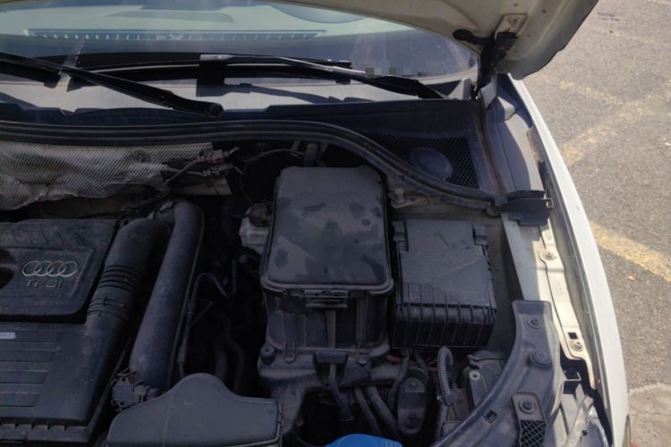 Used Audi Q3 2016 30 TFSI Fashion Model Engine Bay Left