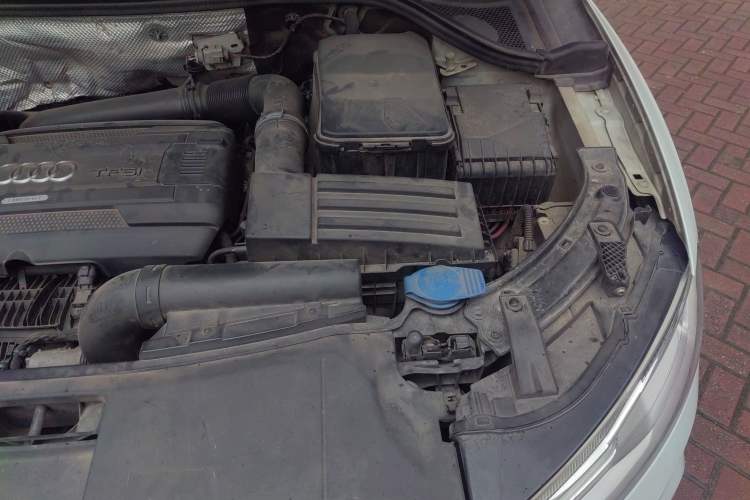 Used Audi Q3 2016 35 TFSI Style Edition Engine Bay Left