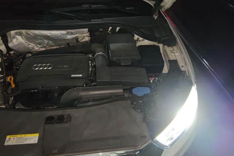 Used Audi Q3 2016 35 TFSI Style Edition Engine Bay Left