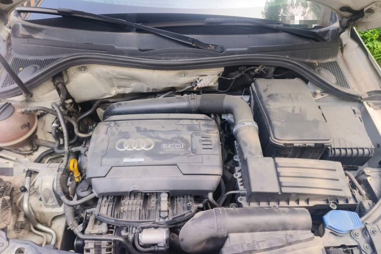 Used Audi Q3 2016 35 TFSI quattro all-wheel drive special edition Engine Bay