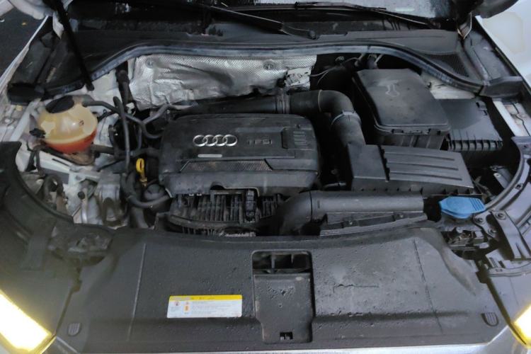 Used Audi Q3 2016 35 TFSI Fashion Model Engine Bay