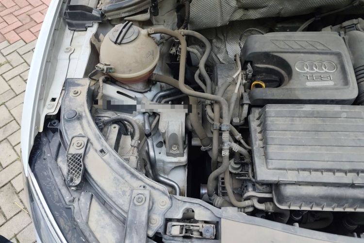 Used Audi Q3 2016 30 TFSI Fashion Model Engine Bay Right