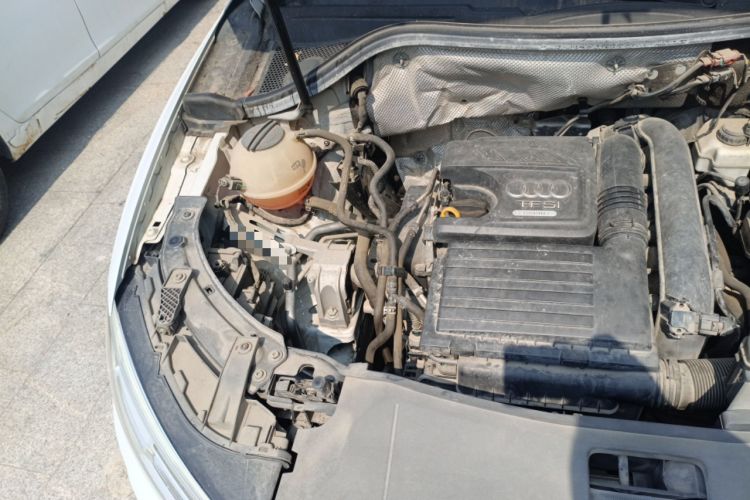 Used Audi Q3 2016 30 TFSI Fashion Model Engine Bay Right