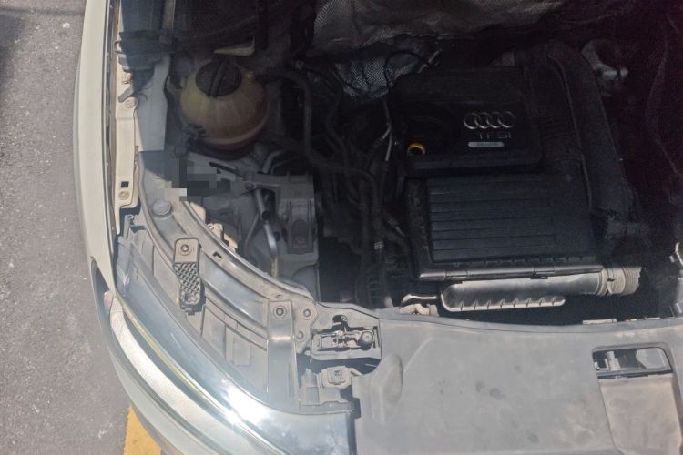 Used Audi Q3 2016 30 TFSI Collector's Edition Intelligent Model Engine Bay Right