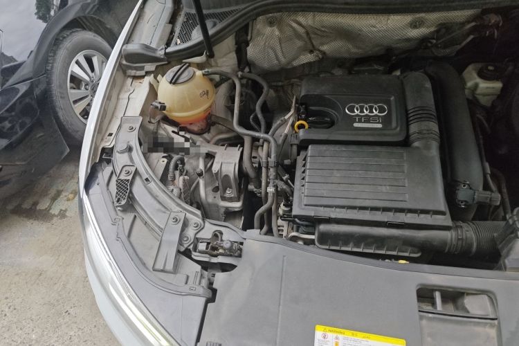 Used Audi Q3 2016 30 TFSI Fashion Model Engine Bay Right