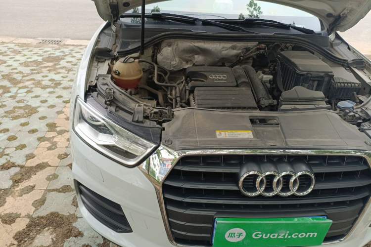 Used Audi Q3 2016 30 TFSI Standard Model Engine Bay Right