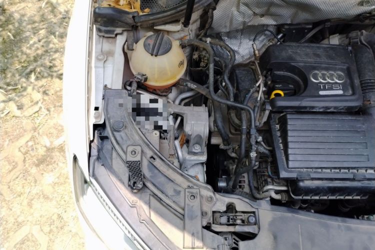 Used Audi Q3 2016 30 TFSI Fashion Model Engine Bay Right