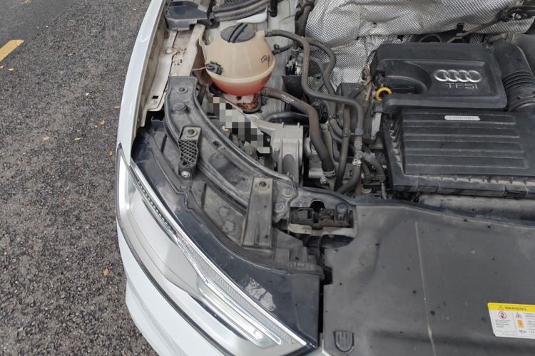 Used Audi Q3 2016 30 TFSI Fashion Model Engine Bay Right