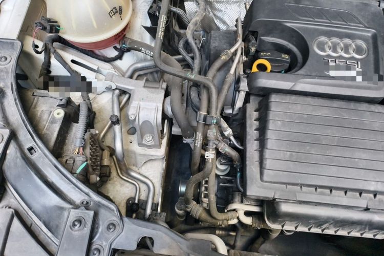 Used Audi Q3 2016 30 TFSI Fashion Model Engine Bay Right