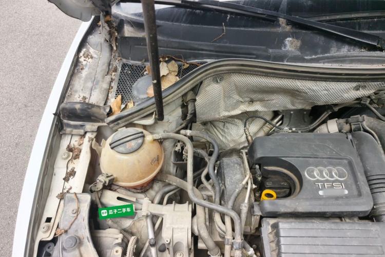 Used Audi Q3 2016 30 TFSI Standard Model Engine Bay Right