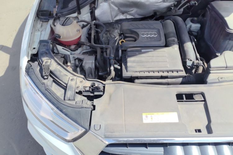 Used Audi Q3 2016 30 TFSI Fashion Model Engine Bay Right