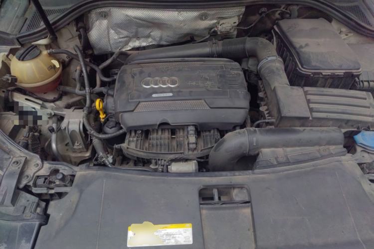 Used Audi Q3 2016 35 TFSI Style Edition Engine Bay