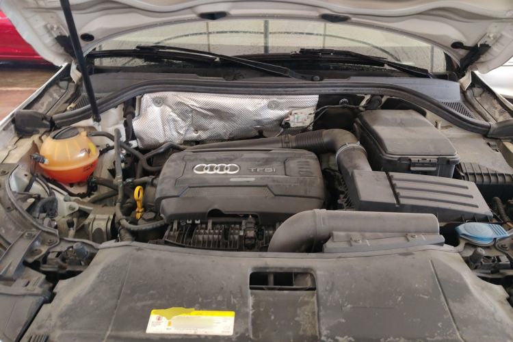 Used Audi Q3 2016 35 TFSI Fashion Model Engine Bay