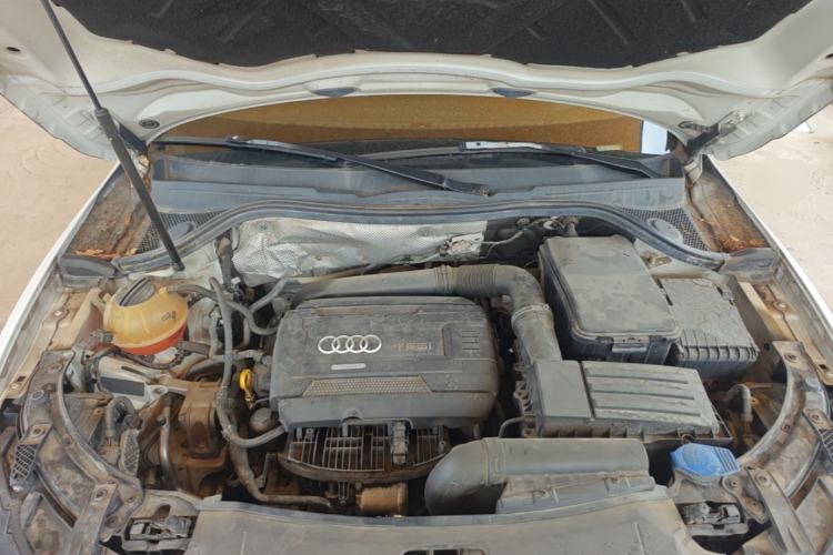 Used Audi Q3 2016 35 TFSI Fashion Model Engine Bay
