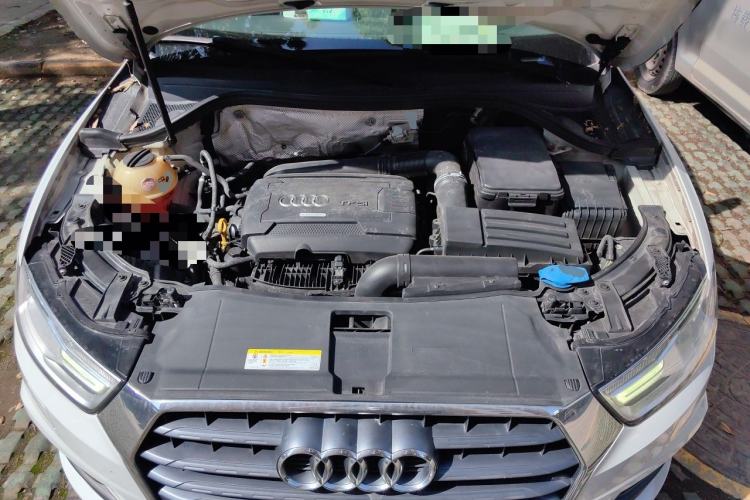Used Audi Q3 2016 35 TFSI Fashion Model Engine Bay
