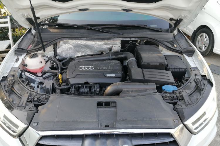 Used Audi Q3 2016 40 TFSI quattro all-wheel drive style model Engine Bay