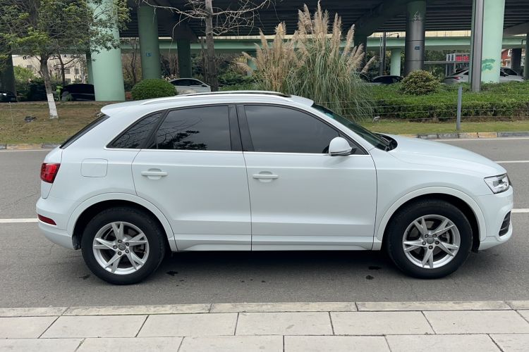 Used Audi Q3 2016 30 TFSI Fashion Model Exterior 3