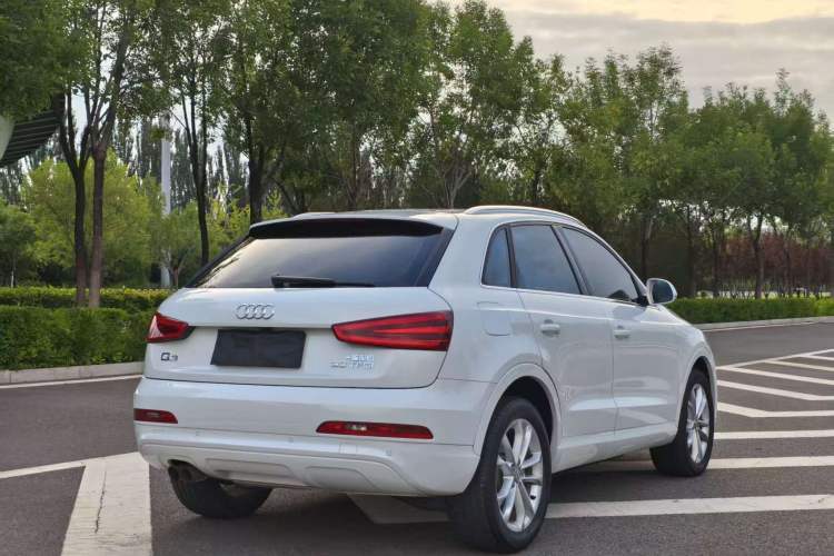 Used Audi Q3 2016 30 TFSI Collector's Edition Comfort Model Exterior 3