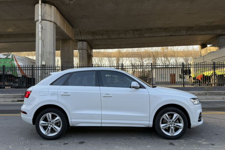 Used Audi Q3 2016 35 TFSI Style Edition Exterior 3