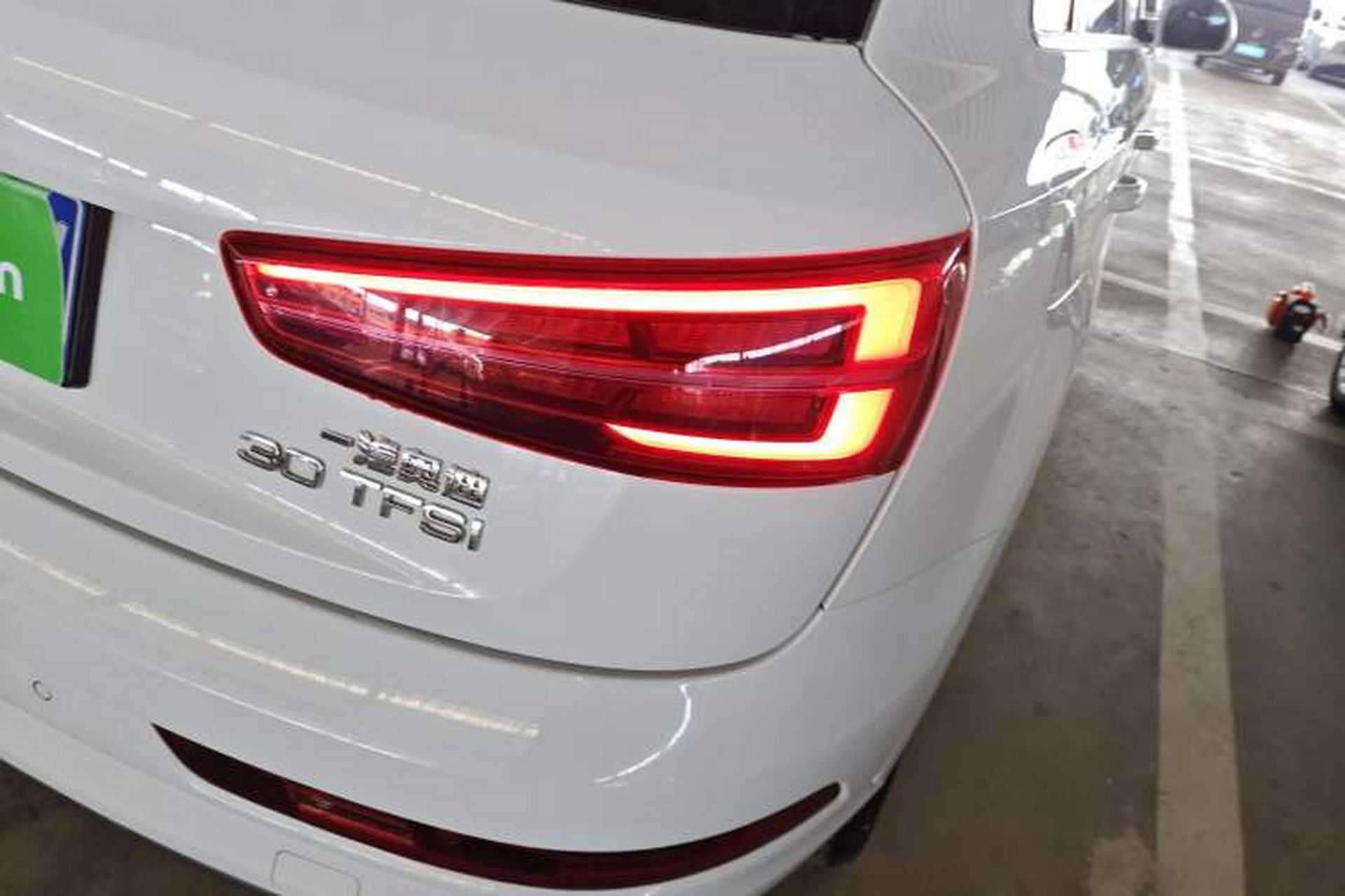 Used Audi Q3 2016 30 TFSI Fashion Model Exterior 3