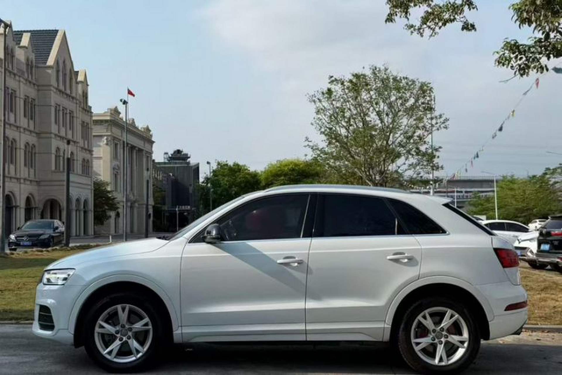 Used Audi Q3 2016 30 TFSI Fashion Model Exterior 8