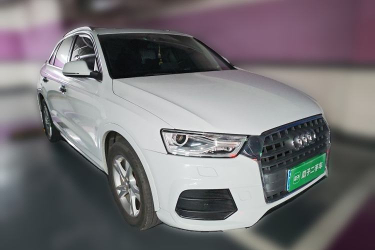 Used Audi Q3 2016 30 TFSI Fashion Model Front Right 45 Deg