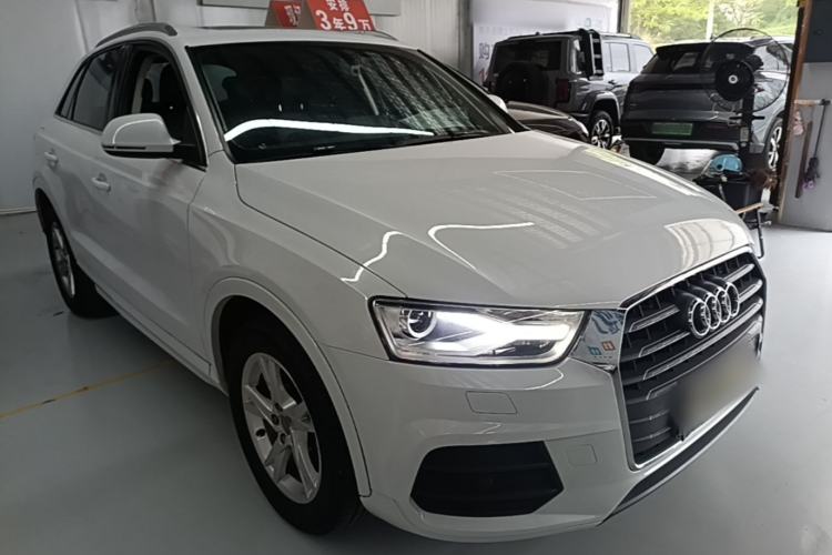 Used Audi Q3 2016 30 TFSI Fashion Model Front Right 45 Deg