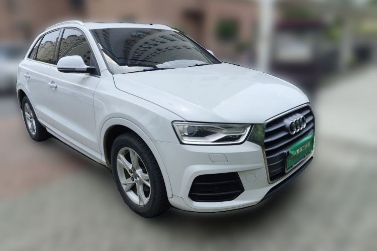 Used Audi Q3 2016 30 TFSI Fashion Model Front Right 45 Deg