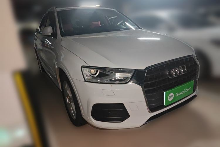 Used Audi Q3 2016 30 TFSI Fashion Model Front Right 45 Deg