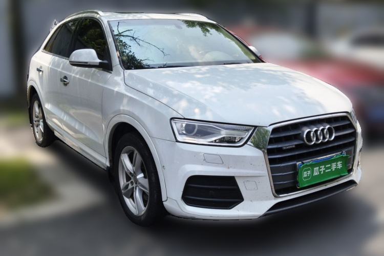 Used Audi Q3 2016 35 TFSI quattro all-wheel-drive style model Front Right 45 Deg