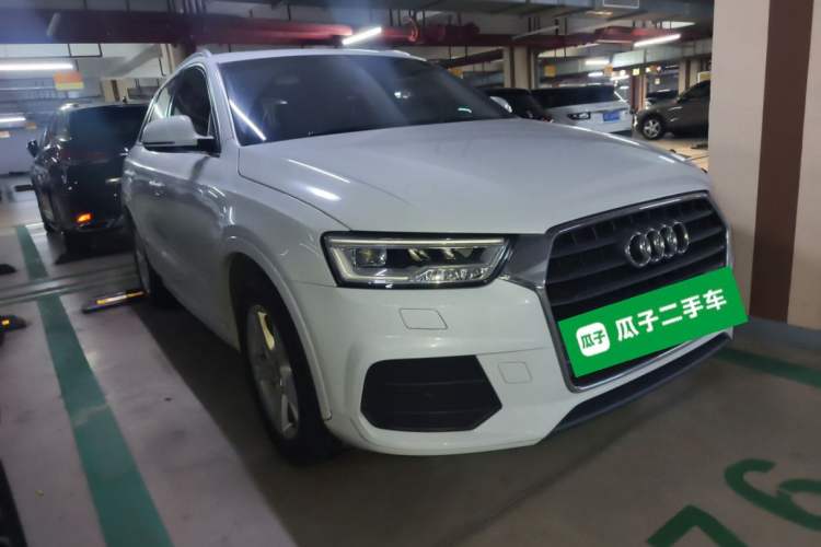 Used Audi Q3 2016 30 TFSI Fashion Model Front Right 45 Deg