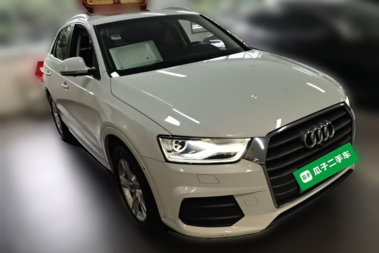 Used Audi Q3 2016 30 TFSI Fashion Model Front Right 45 Deg