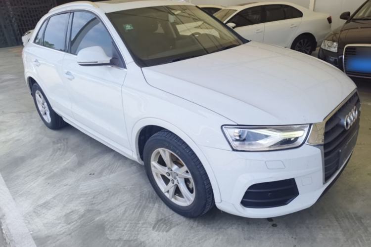 Used Audi Q3 2016 30 TFSI Fashion Model Front Right 45 Deg