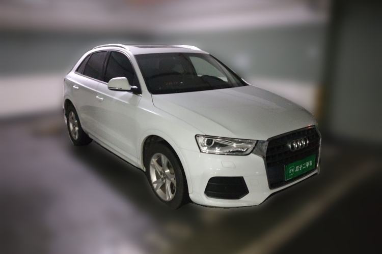 Used Audi Q3 2016 35 TFSI Fashion Model Front Right 45 Deg