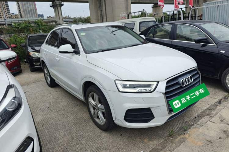 Used Audi Q3 2016 35 TFSI Style Edition Front Right 45 Deg
