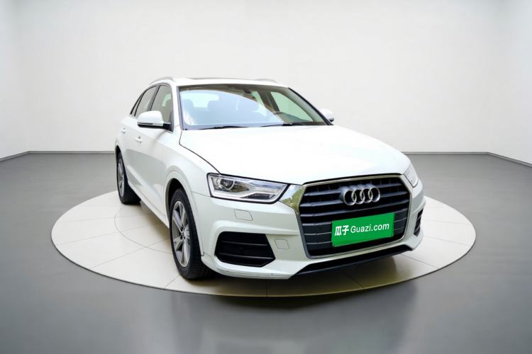 Used Audi Q3 2016 35 TFSI Fashion Model Front Right 45 Deg