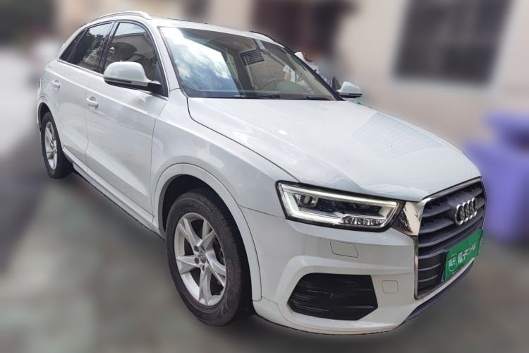 Used Audi Q3 2016 30 TFSI Fashion Model Front Right 45 Deg
