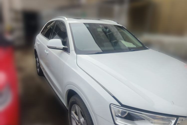 Used Audi Q3 2016 35 TFSI Fashion Model Front Right 45 Deg