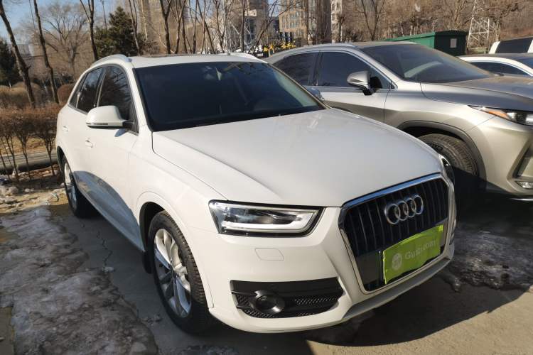 Used Audi Q3 2016 30 TFSI Collector's Edition Intelligent Model Front Right 45 Deg