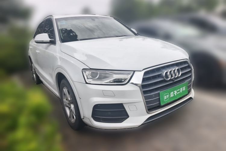 Used Audi Q3 2016 30 TFSI Fashion Model Front Right 45 Deg