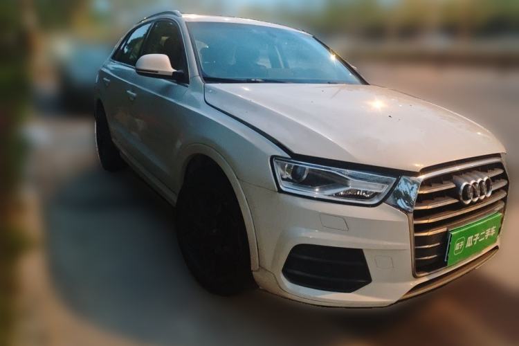 Used Audi Q3 2016 35 TFSI Fashion Model Front Right 45 Deg