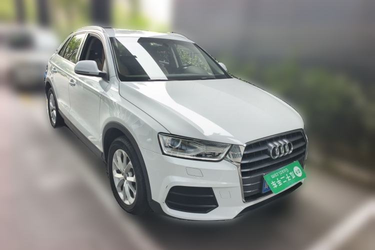 Used Audi Q3 2016 30 TFSI Standard Model Front Right 45 Deg