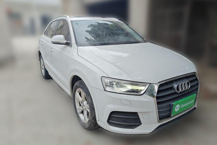 Used Audi Q3 2016 30 TFSI Fashion Model Front Right 45 Deg