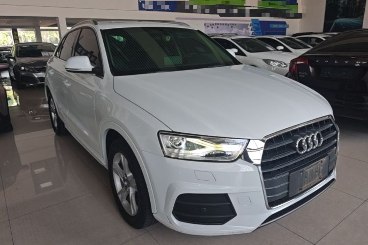 Used Audi Q3 2016 35 TFSI Fashion Model Front Right 45 Deg